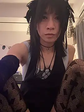 Snapshot of sayaka27 chatting on 04/11/26, 05:39 sayaka27 online show from 04/11/26, 05:39