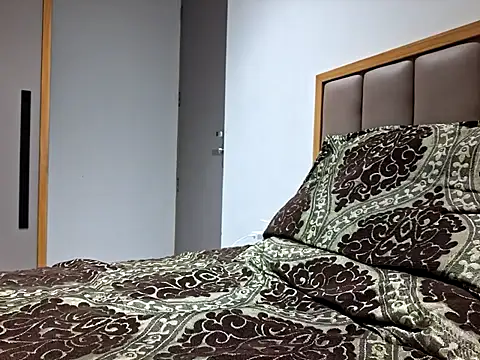 Vince-18 online show from 11/10/25, 06:51