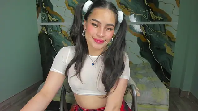 Ariadna andrade online show from 04/13/26, 11:10