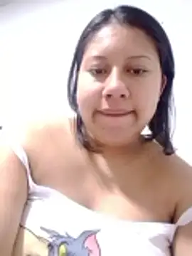 Hot Rihanna online show from 03/04/26, 11:38