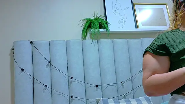 JenaCooper  online show from 02/05/26, 02:49