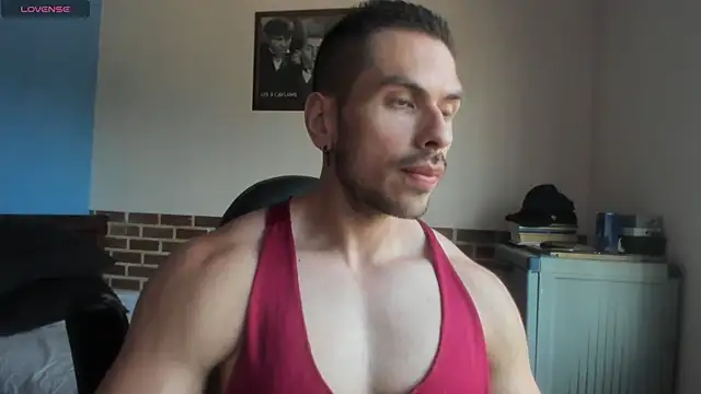 Snapshot of justinkarter chatting on 07/15/26, 04:12 justinkarter online show from 07/15/26, 04:12