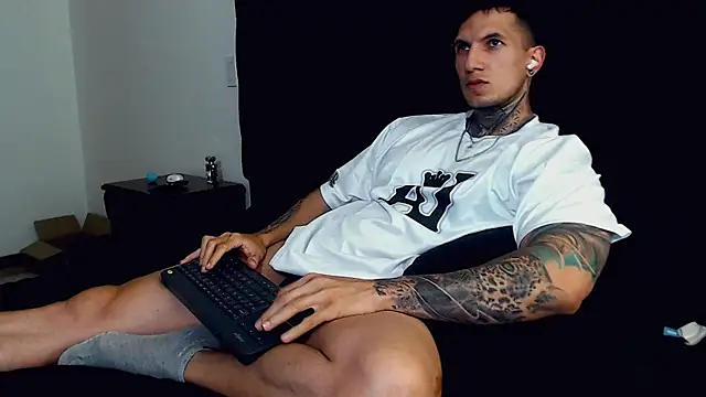 Shane Clay online show from 09/25/25, 09:18