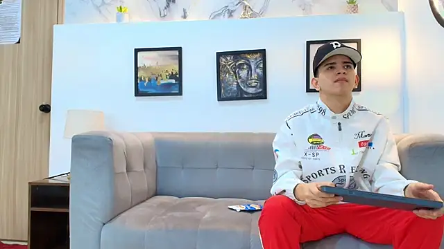 TWINKS FRIENDS online show from 02/26/26, 01:21