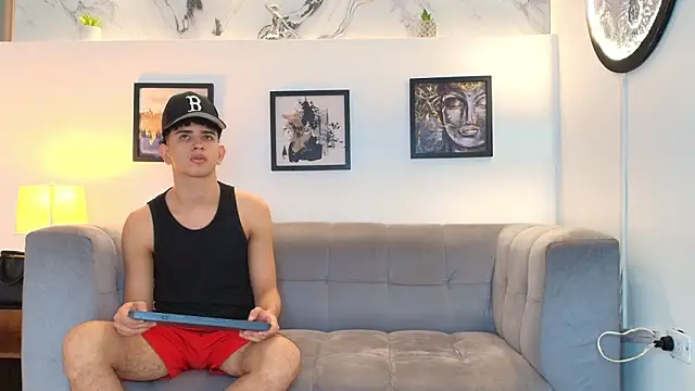 TWINKS FRIENDS online show from 03/05/26, 01:18