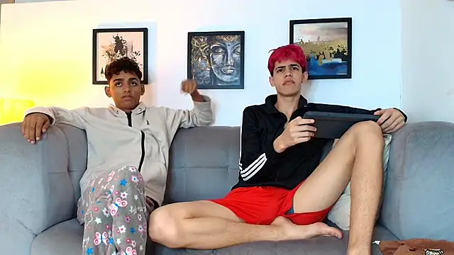 TWINKS FRIENDS online show from 06/04/26, 01:06