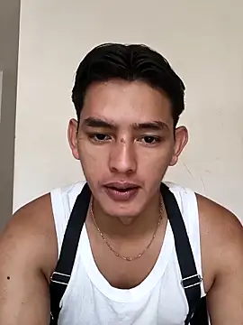 Snapshot of Hiroshi_Shen chatting on 09/14/25, 12:37 Hiroshi Shen online show from 09/14/25, 12:37