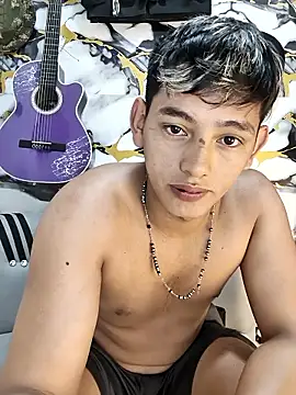 Snapshot of Hiroshi_Shen chatting on 01/08/26, 10:56 Hiroshi Shen online show from 01/08/26, 10:56