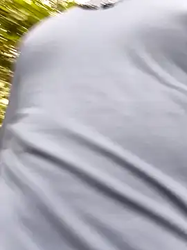 Snapshot of Hiroshi_Shen chatting on 04/08/26, 01:00 Hiroshi Shen online show from 04/08/26, 01:00