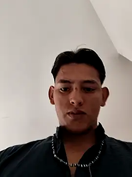 Snapshot of Hiroshi_Shen chatting on 04/11/26, 03:49 Hiroshi Shen online show from 04/11/26, 03:49