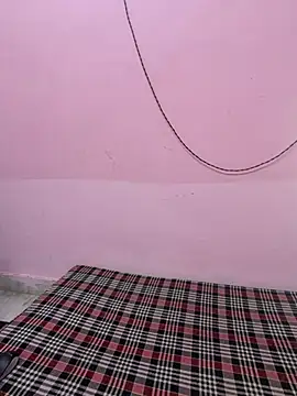 Iampriyaaa15 online show from 06/05/26, 06:42