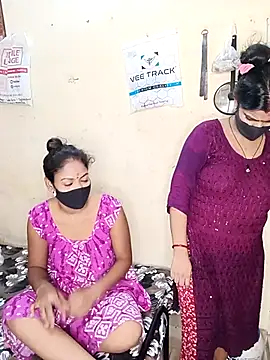 Snapshot of Step_brother_sister chatting on 09/29/25, 05:56 Step brother sister online show from 09/29/25, 05:56