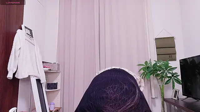 OSUSHI-CHAN online show from 04/22/26, 05:03