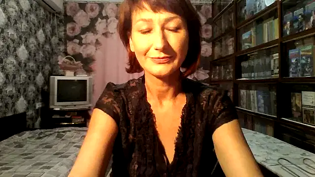 Snapshot of Pline1 chatting on 10/26/25, 08:59 Pline1 online show from 10/26/25, 08:59