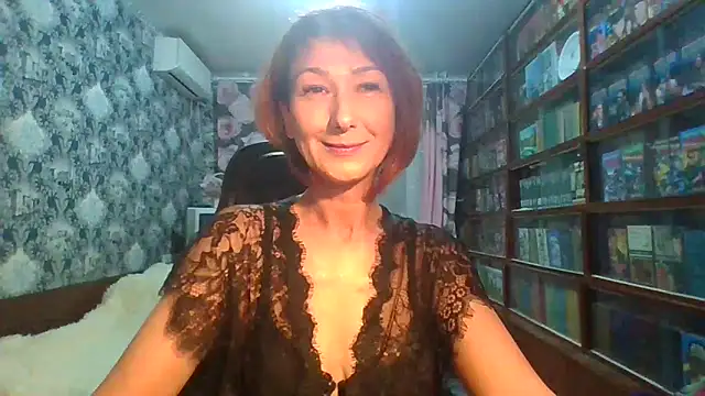 Snapshot of Pline1 chatting on 12/20/25, 08:05 Pline1 online show from 12/20/25, 08:05