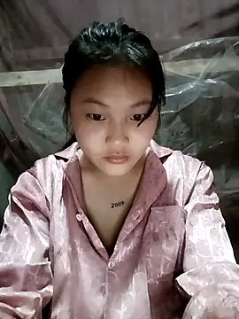 Snapshot of memeto_sexy chatting on 10/15/25, 12:49 memeto sexy online show from 10/15/25, 12:49