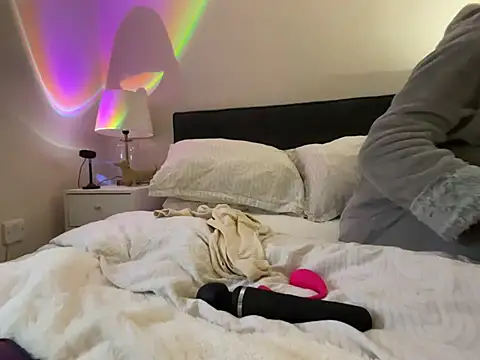 FrancescaXO online show from 02/05/26, 08:30