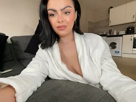 FrancescaXO online show from 02/23/26, 02:14