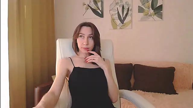 Snapshot of GoodGlamorGirl chatting on 02/24/25, 04:49 GoodGlamorGirl online show from 02/24/25, 04:49