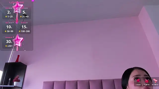 violet myerrs online show from 10/23/25, 01:43