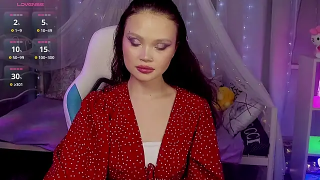 EmilyChaves online show from 05/07/26, 10:53