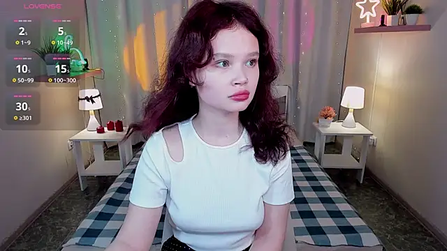 EmilyChaves online show from 05/19/26, 08:20