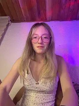 ReenKitty online show from 03/20/26, 05:23