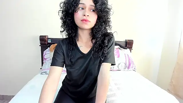  hesttia online show from 09/15/25, 07:14