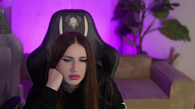 Snapshot of Goldie_Flame chatting on 02/05/26, 03:33 Goldie Flame online show from 02/05/26, 03:33