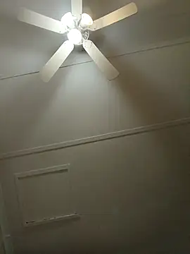 Snapshot of Bedroom_Gangster007 chatting on 10/03/25, 10:18 Bedroom Gangster007 online show from 10/03/25, 10:18