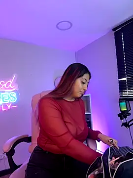 Aphriil   online show from 10/09/25, 12:36