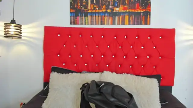 carolinacrus01 online show from 10/25/25, 06:35