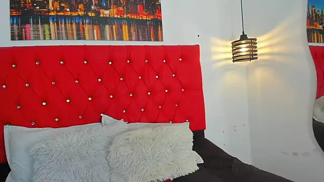 carolinacrus01 online show from 03/07/26, 03:09