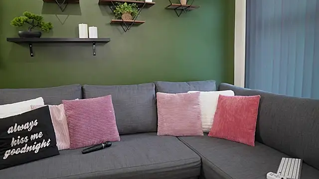 Eveline Beauty Kitty online show from 04/11/26, 07:35