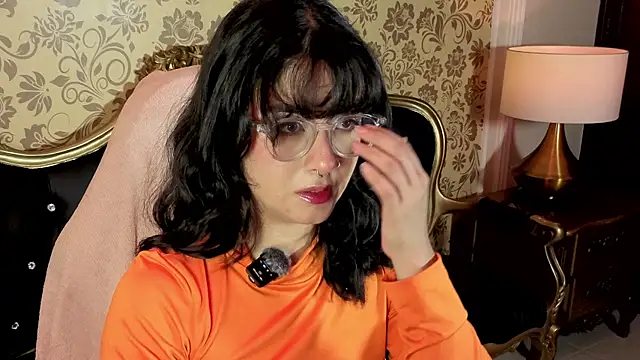 LiLLiAnderson online show from 04/14/26, 12:33