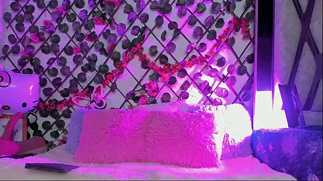 isabel jaames online show from 04/04/26, 04:37