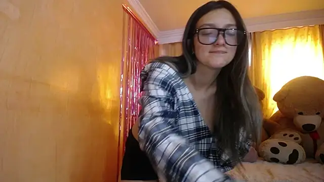 Snapshot of miss_lilieth chatting on 05/29/26, 02:59 miss lilieth online show from 05/29/26, 02:59