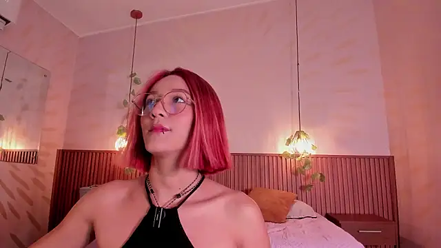 daphne courtis online show from 03/08/26, 03:10