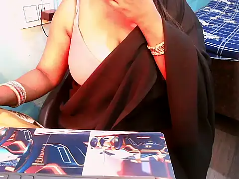 PREETI BABY online show from 03/28/26, 03:55