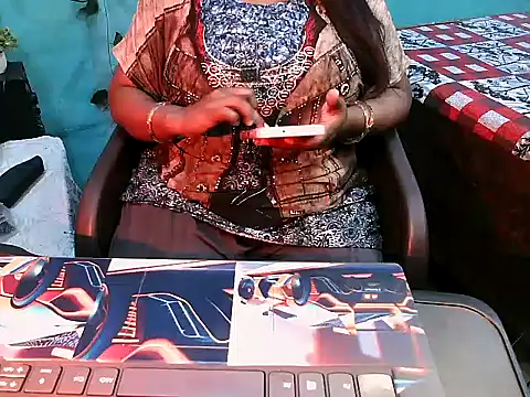 PREETI BABY online show from 04/22/26, 03:57