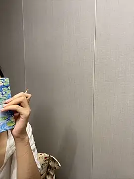 haiyan125216 online show from 09/10/25, 09:31