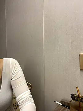 haiyan125216 online show from 12/21/25, 08:43