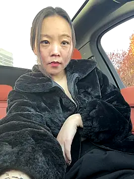 Snapshot of xinmeng-000 chatting on 11/09/25, 07:39 xinmeng-000 online show from 11/09/25, 07:39