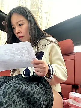 Snapshot of xinmeng-000 chatting on 01/16/26, 07:23 xinmeng-000 online show from 01/16/26, 07:23