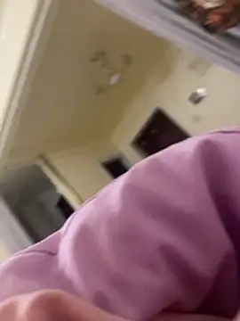 Snapshot of xinmeng-000 chatting on 02/22/26, 07:12 xinmeng-000 online show from 02/22/26, 07:12