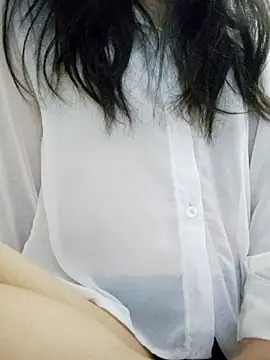 Snapshot of Maria2299 chatting on 07/15/26, 10:37 Maria2299 online show from 07/15/26, 10:37