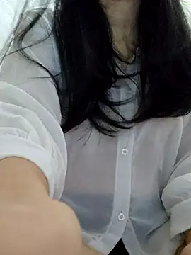 Snapshot of Maria2299 chatting on 07/24/26, 05:33 Maria2299 online show from 07/24/26, 05:33