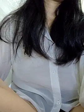 Snapshot of Maria2299 chatting on 07/27/26, 02:13 Maria2299 online show from 07/27/26, 02:13