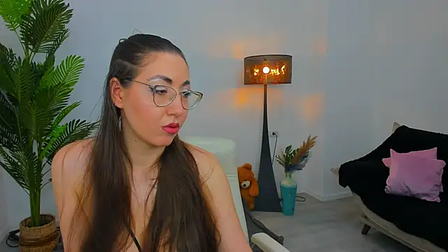 Kylie Kathy online show from 01/10/26, 08:54