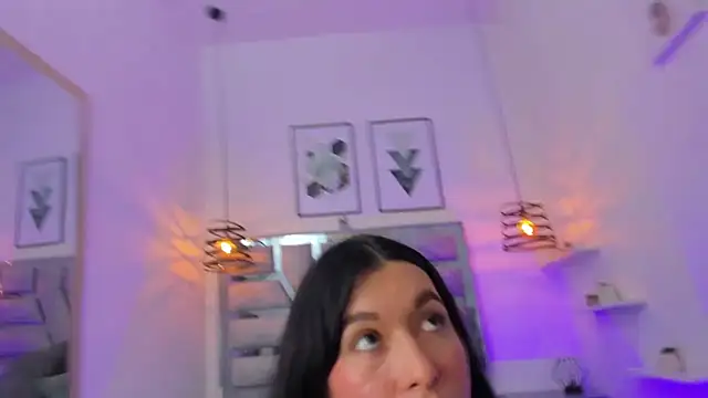 Ambar Cullen online show from 11/06/25, 09:26